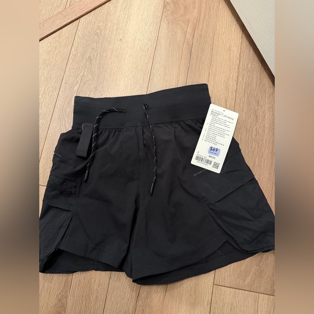 lululemon athletica Wovenair Hiking Shorts
